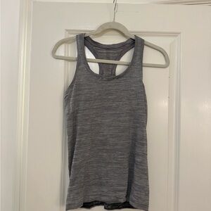 VINTAGE Lululemon Black and White Striped Swiftly Tech Racerback size 6